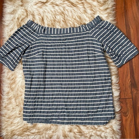 LRL linen blend off shoulder top - Picture 2 of 6